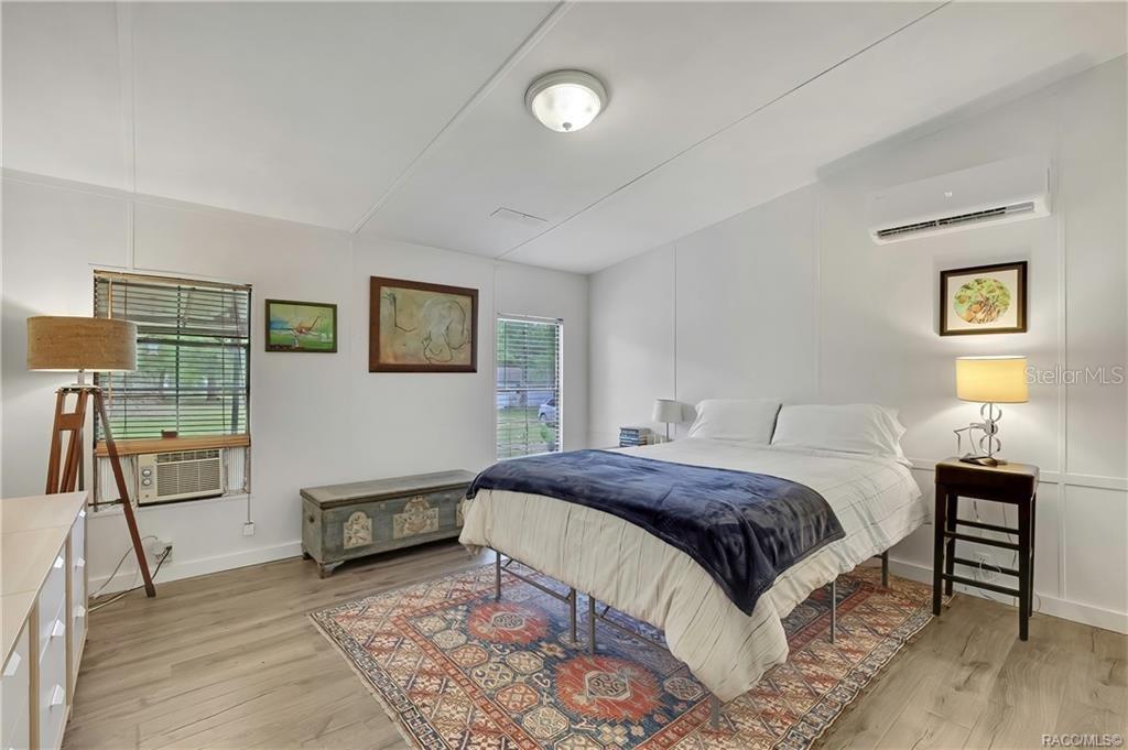 ISTACHATTA ACRES - Residential