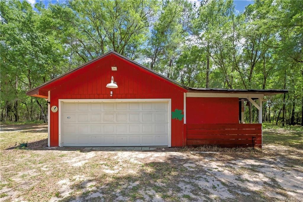 ISTACHATTA ACRES - Residential