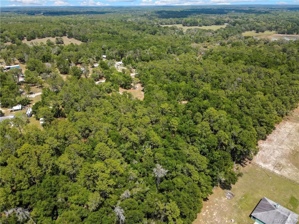 ISTACHATTA ACRES - Residential