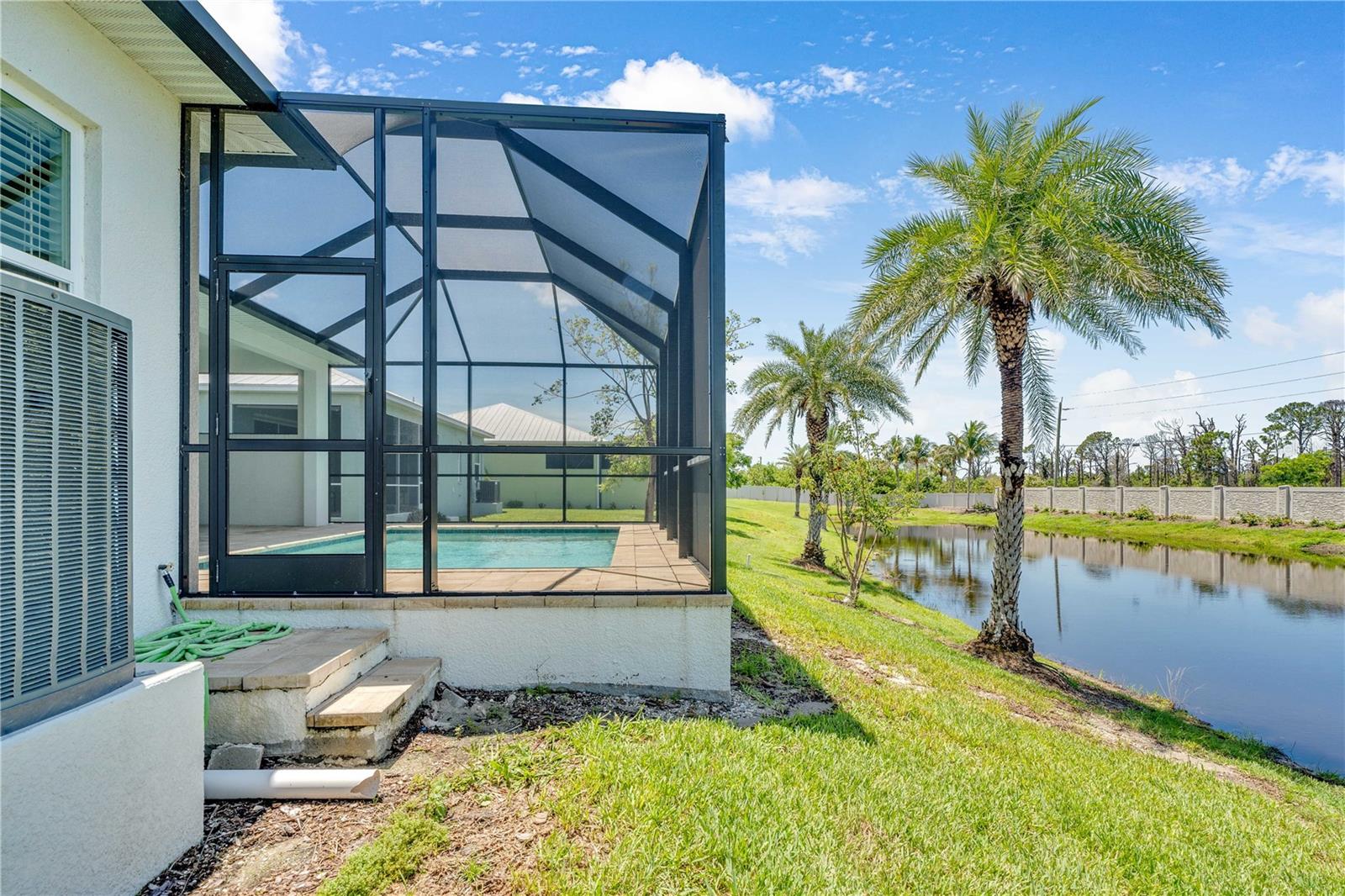 CORAL CAYE - Residential