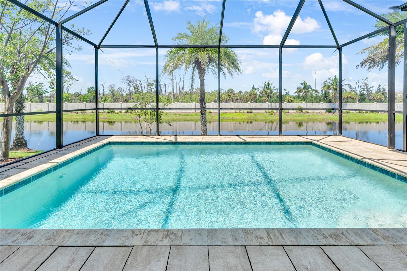 CORAL CAYE - Residential