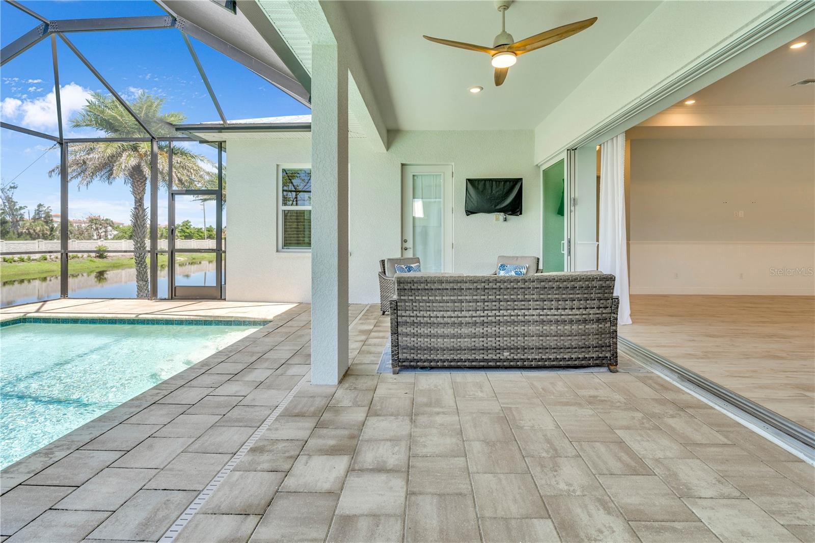 CORAL CAYE - Residential
