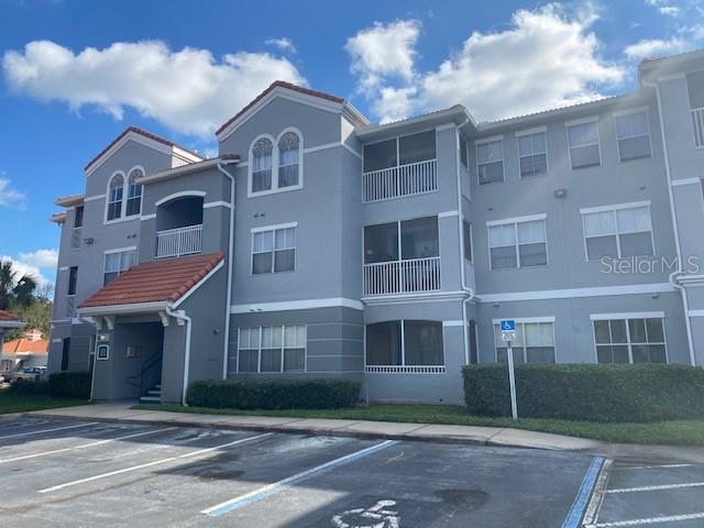 Now offering one-time $1,000 off on 1st month rent for this 3/2 unit! Must move in by 7/12.
Now Leasing one, two and three-bedroom condo units for immediate move-in. Come by today and see these great units for lease!