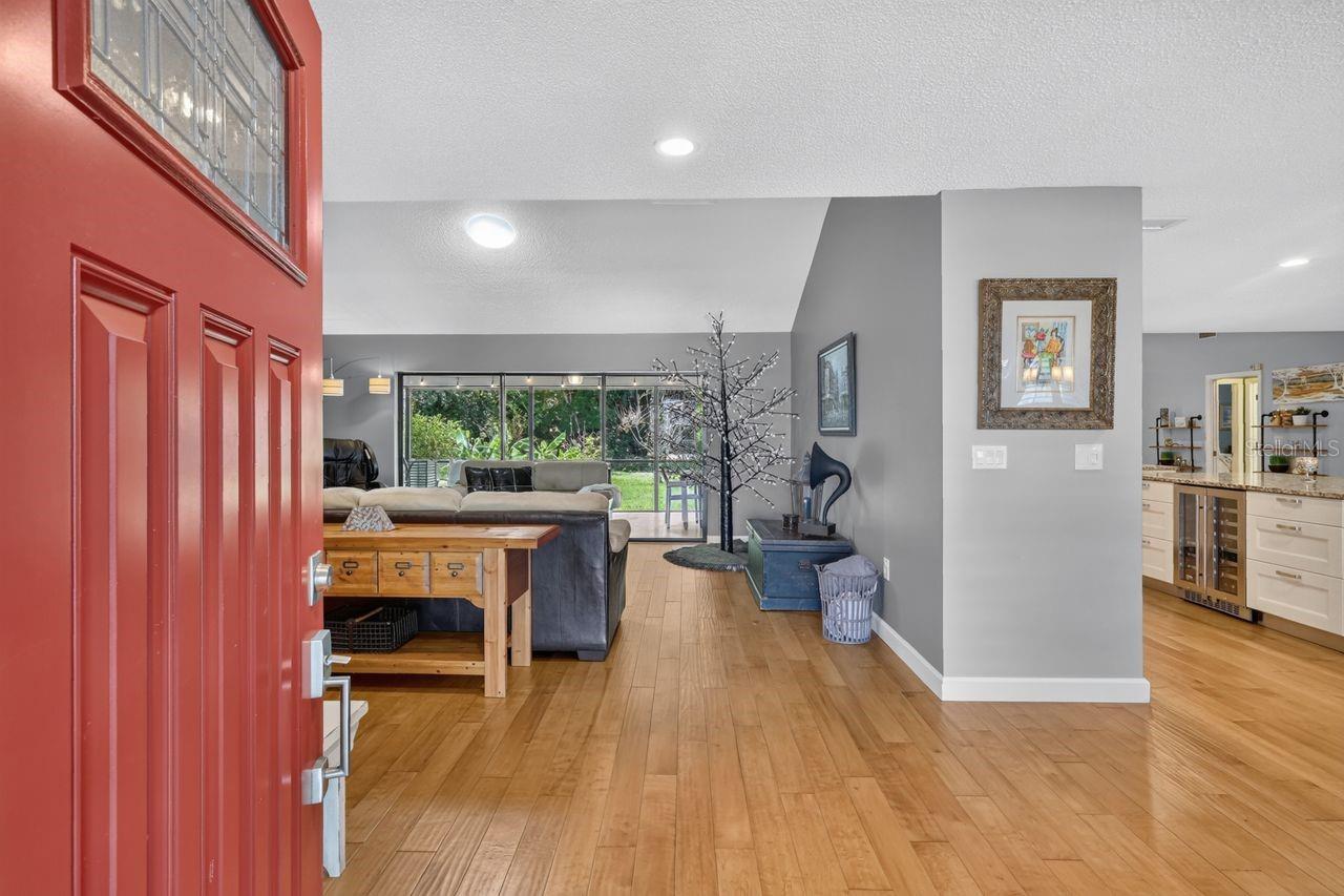 4395 OAK VIEW DRIVE
