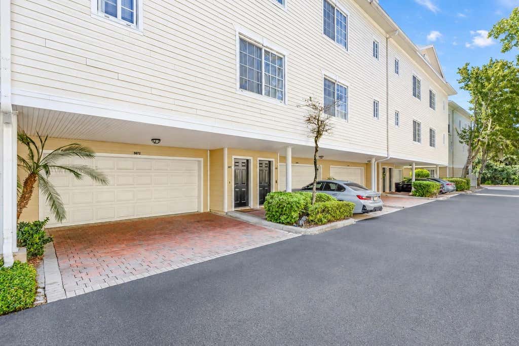 Photo of 9872 Meadow Field Circle #503, Tampa, FL 33626 (MLS # L4964247)