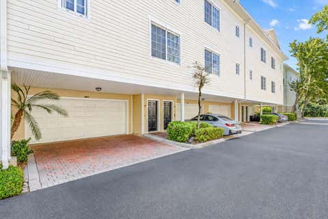 Photo of 9872 Meadow Field Circle #503, Tampa, FL 33626 (MLS # L4964247)