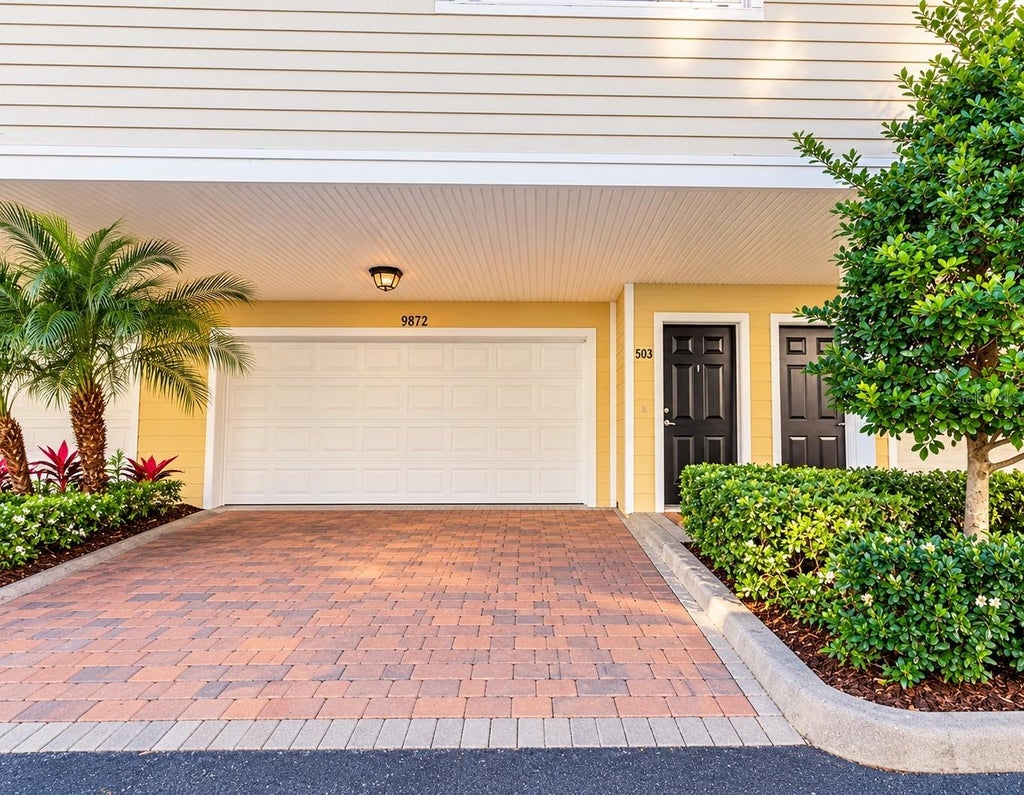 Photo of 9872 Meadow Field Circle #503, Tampa, FL 33626 (MLS # L4964247)