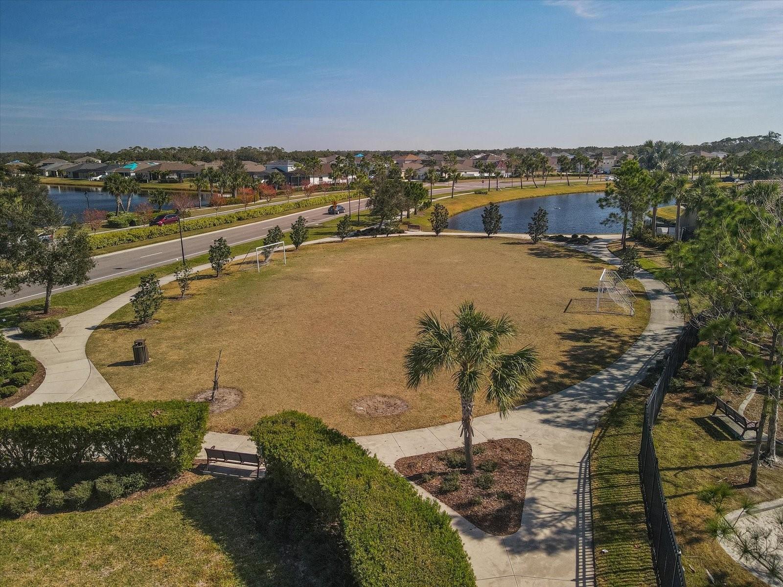 DEL TIERRA PH III - Residential