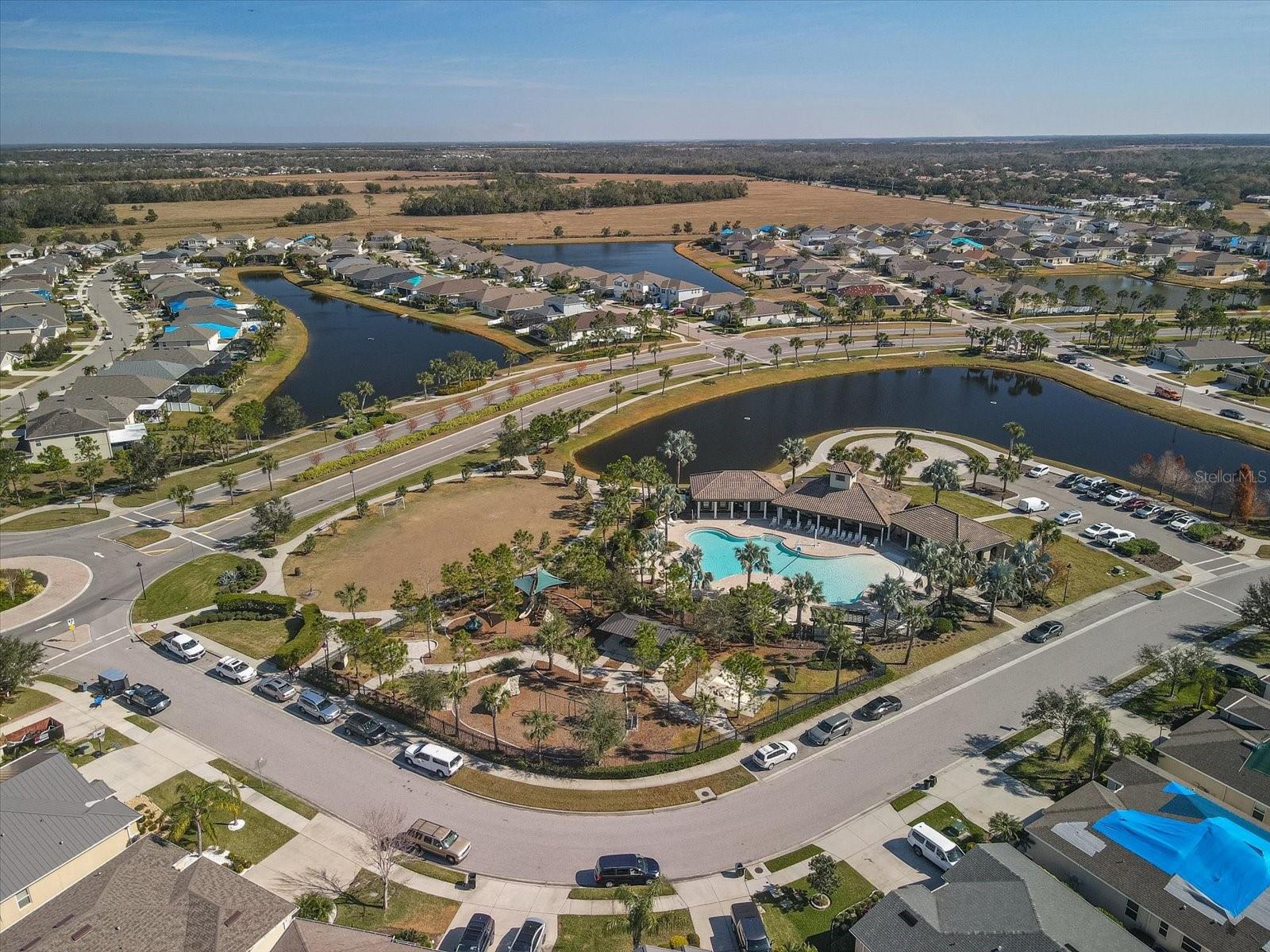 DEL TIERRA PH III - Residential