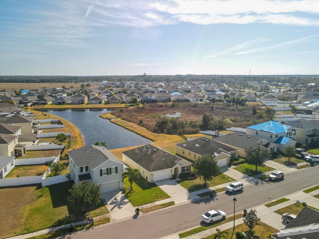 Photo of 431 Gris Sky Lane, Bradenton, FL 34212 (MLS # A4665183)