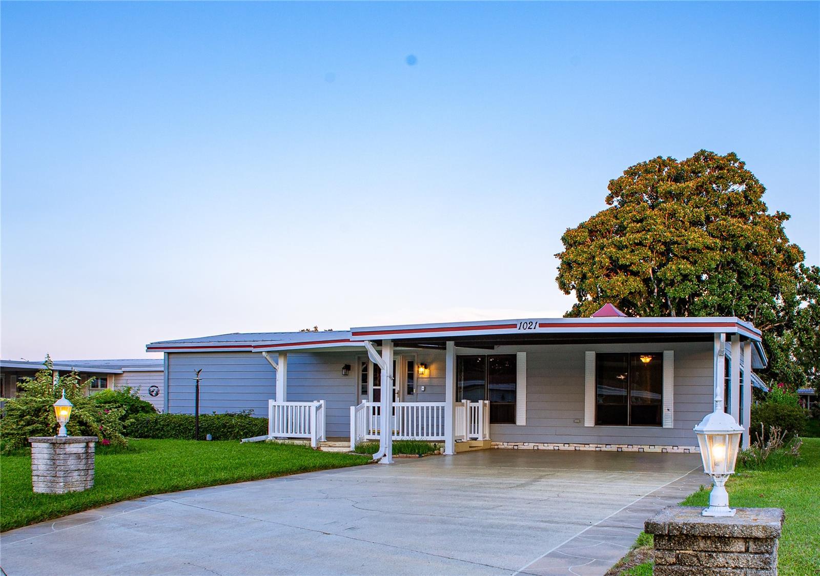 1021 HILLTOP ROAD