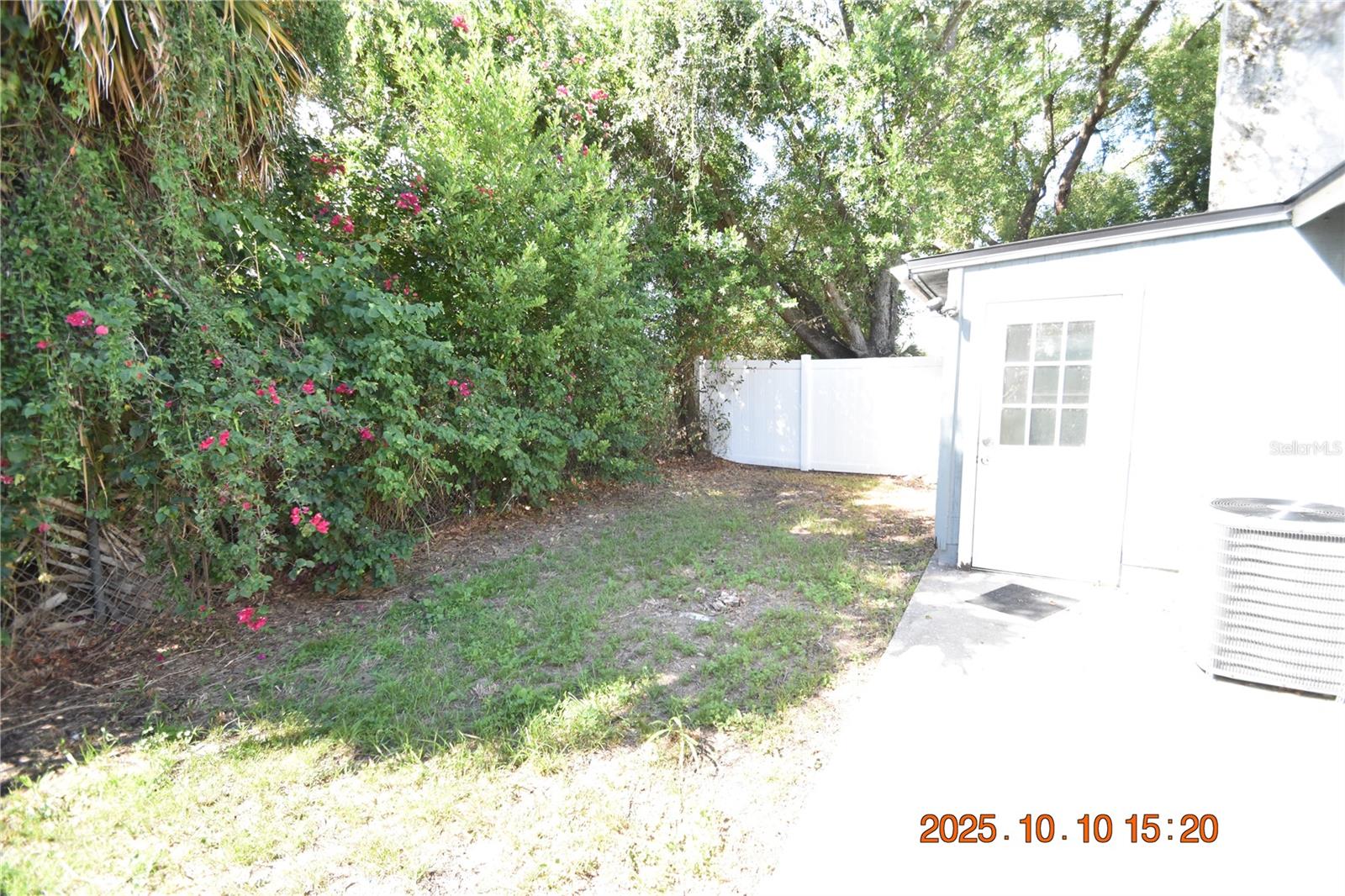 TERRACE VILLAGE TWNHMS II - Residential Lease