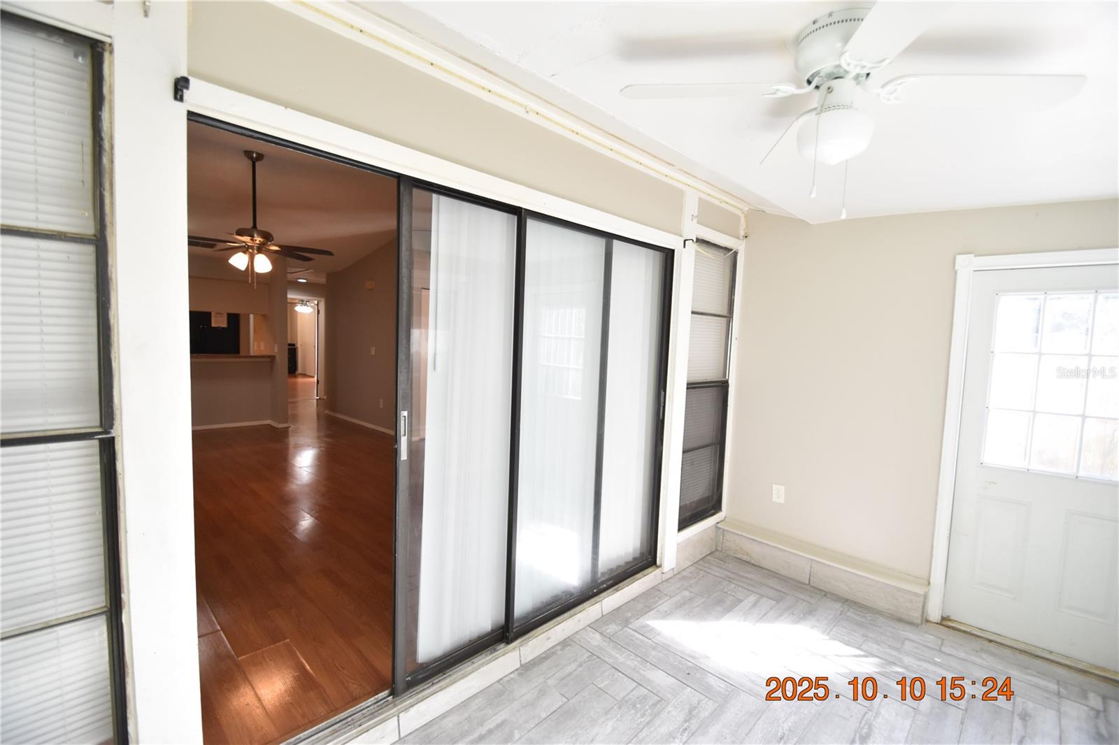 TERRACE VILLAGE TWNHMS II - Residential Lease