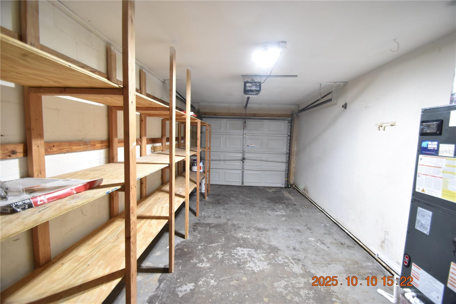TERRACE VILLAGE TWNHMS II - Residential Lease