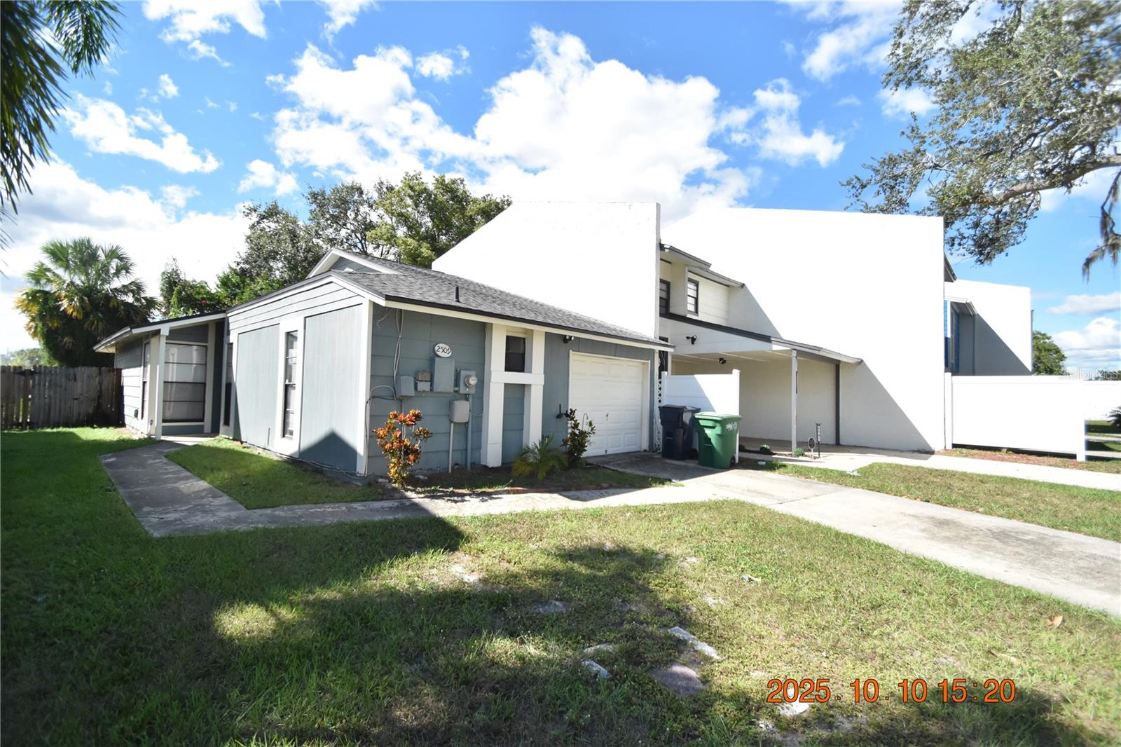 TERRACE VILLAGE TWNHMS II - Residential Lease