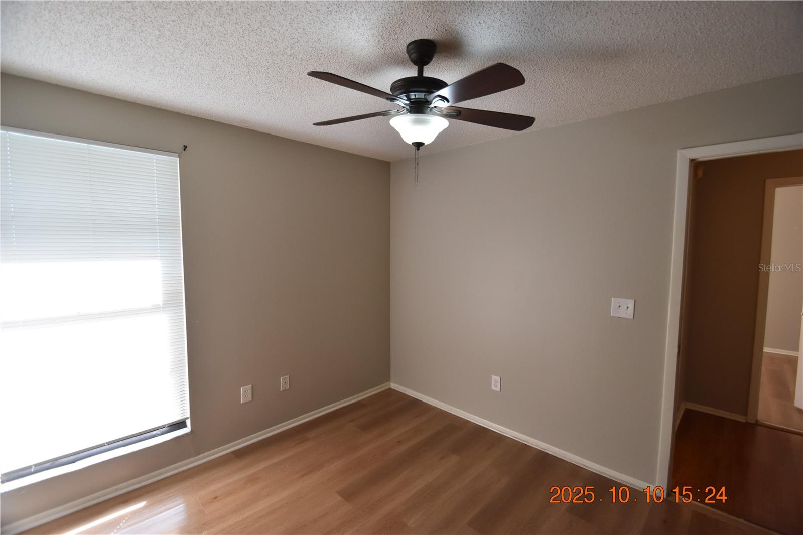TERRACE VILLAGE TWNHMS II - Residential Lease