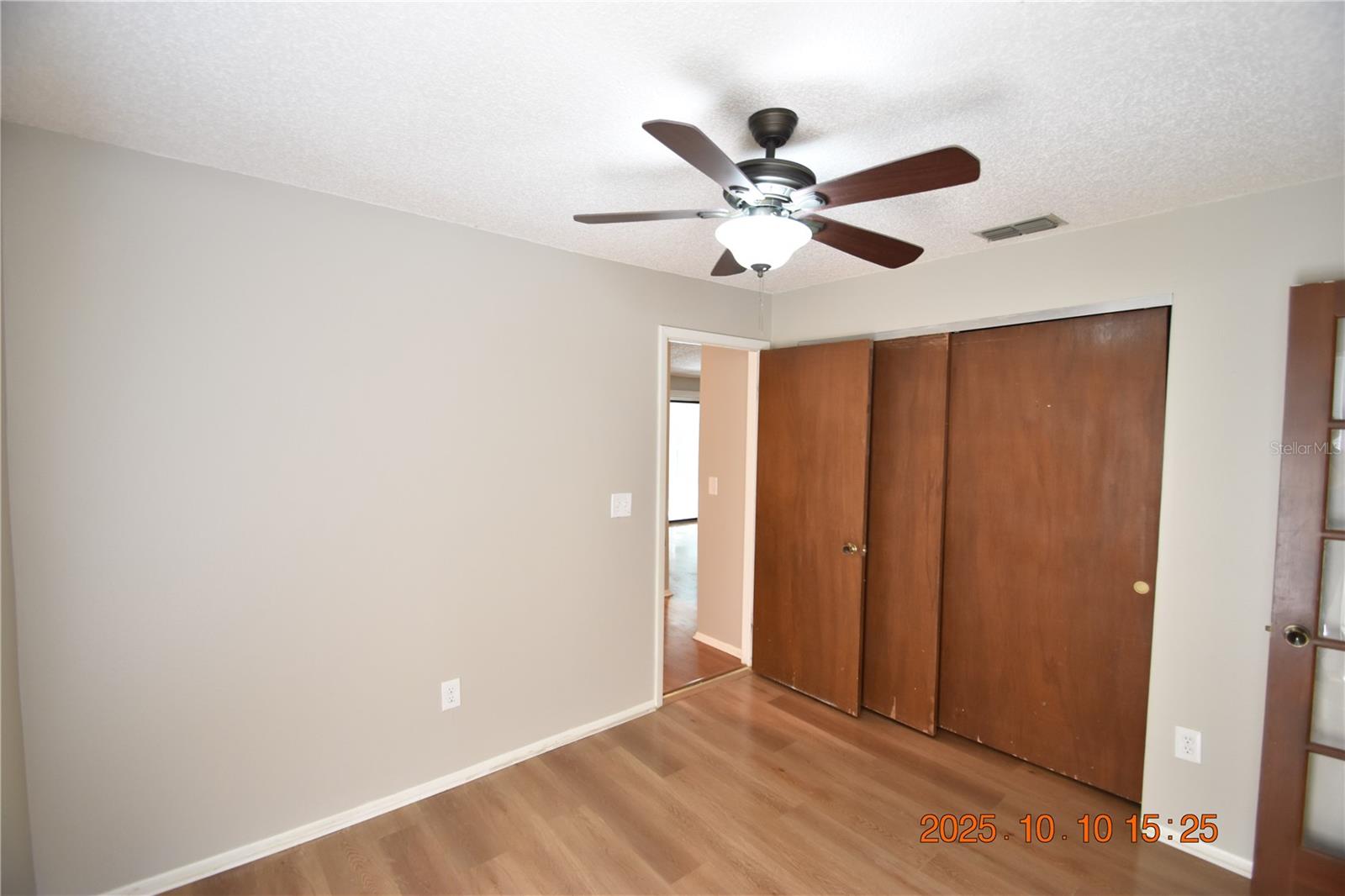TERRACE VILLAGE TWNHMS II - Residential Lease