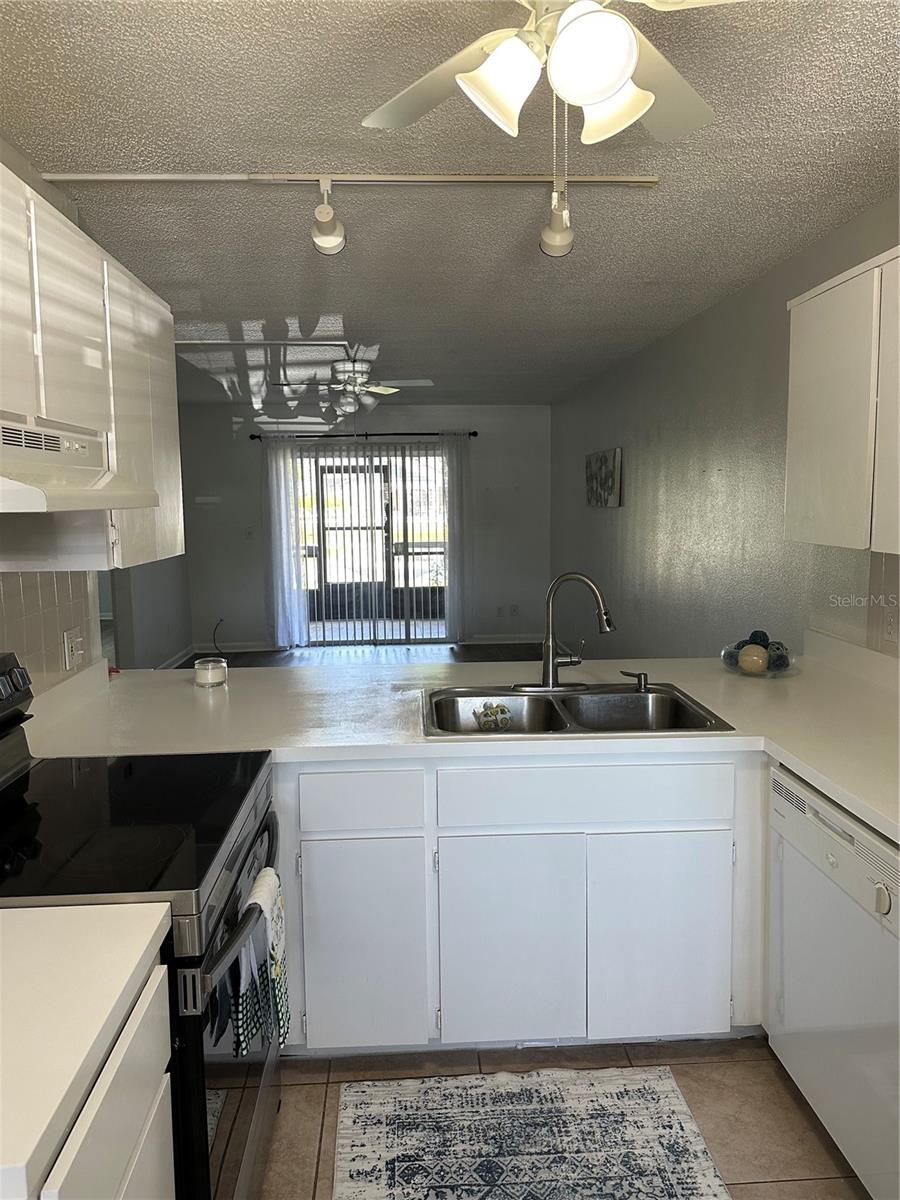 SHADOW LAKES CONDO - Residential