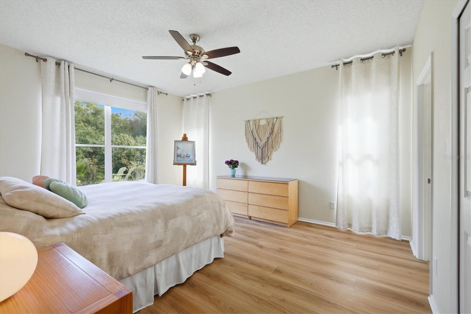 GLENN LAKES PH2 - Residential