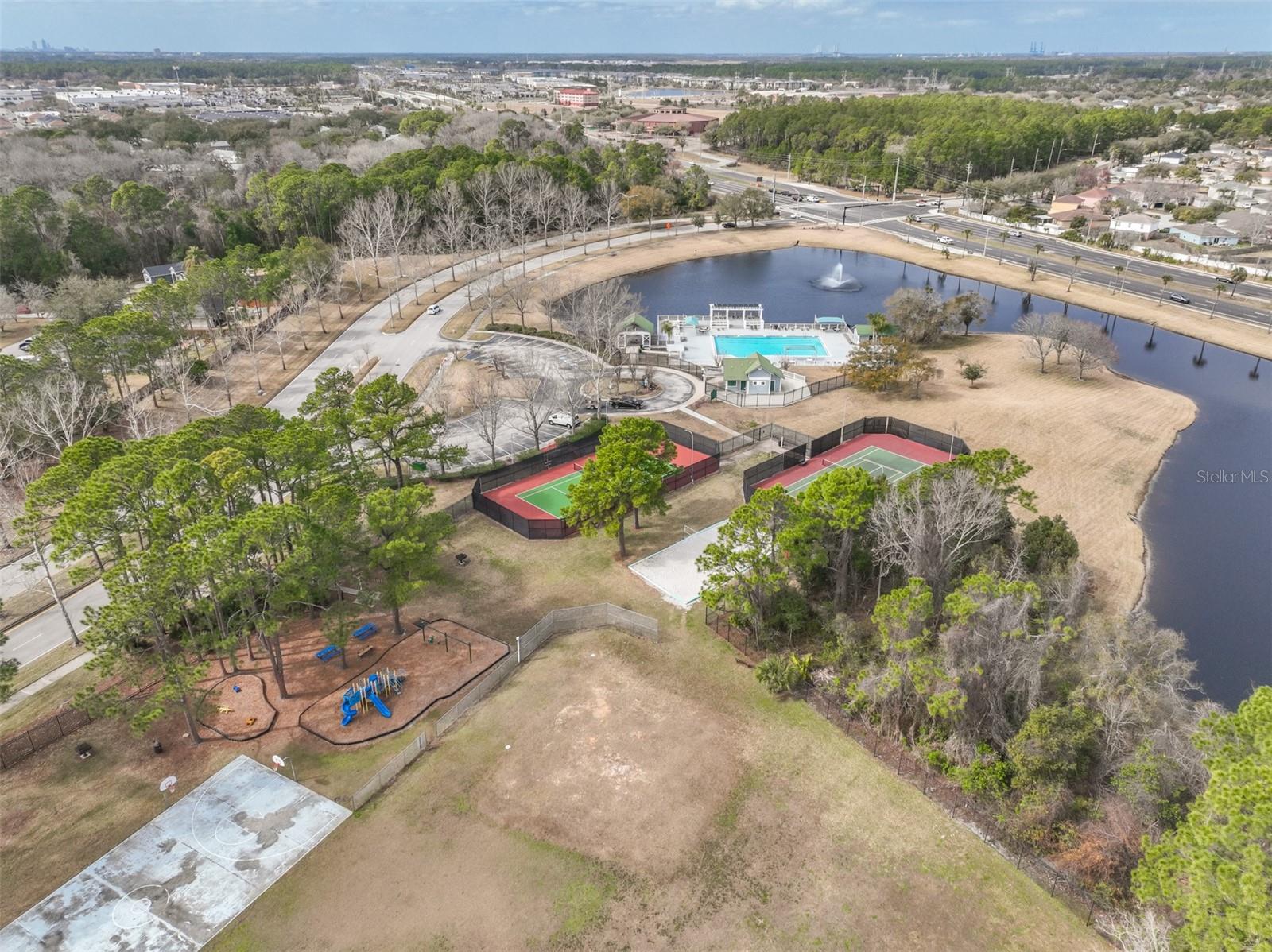 KENSINGTON GARDENS - Residential