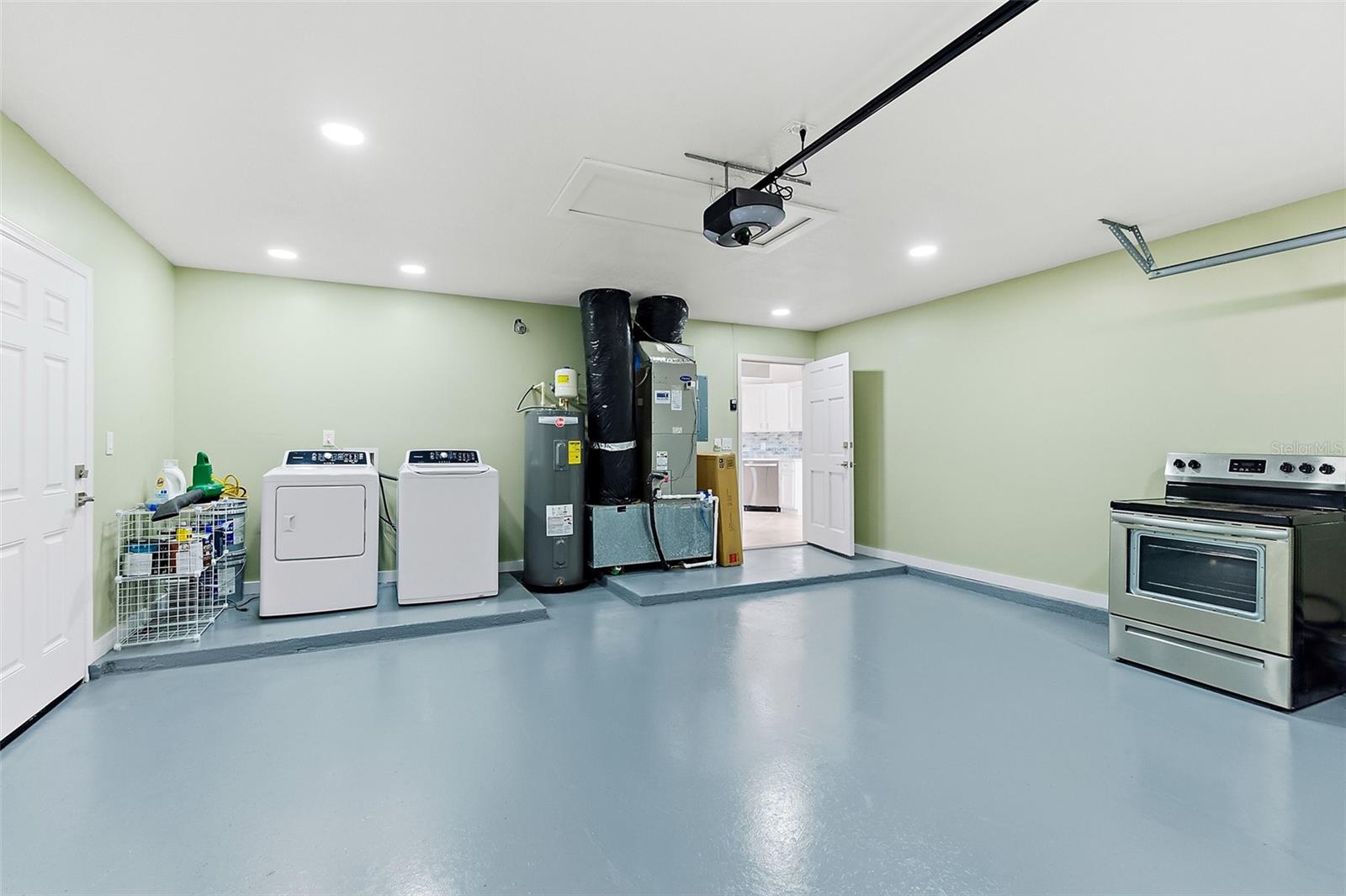 KENSINGTON GARDENS - Residential