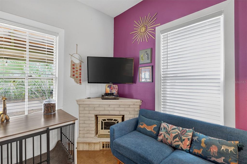 Photo of 502 NW 6th Avenue, Gainesville, FL 32601 (MLS # GC539764)