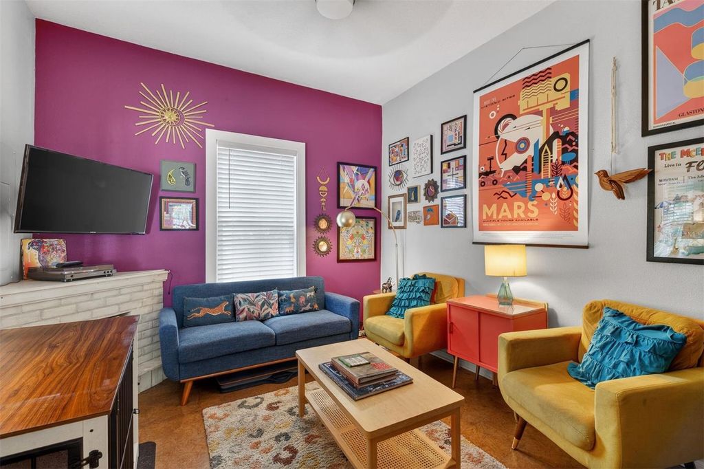 Photo of 502 NW 6th Avenue, Gainesville, FL 32601 (MLS # GC539764)