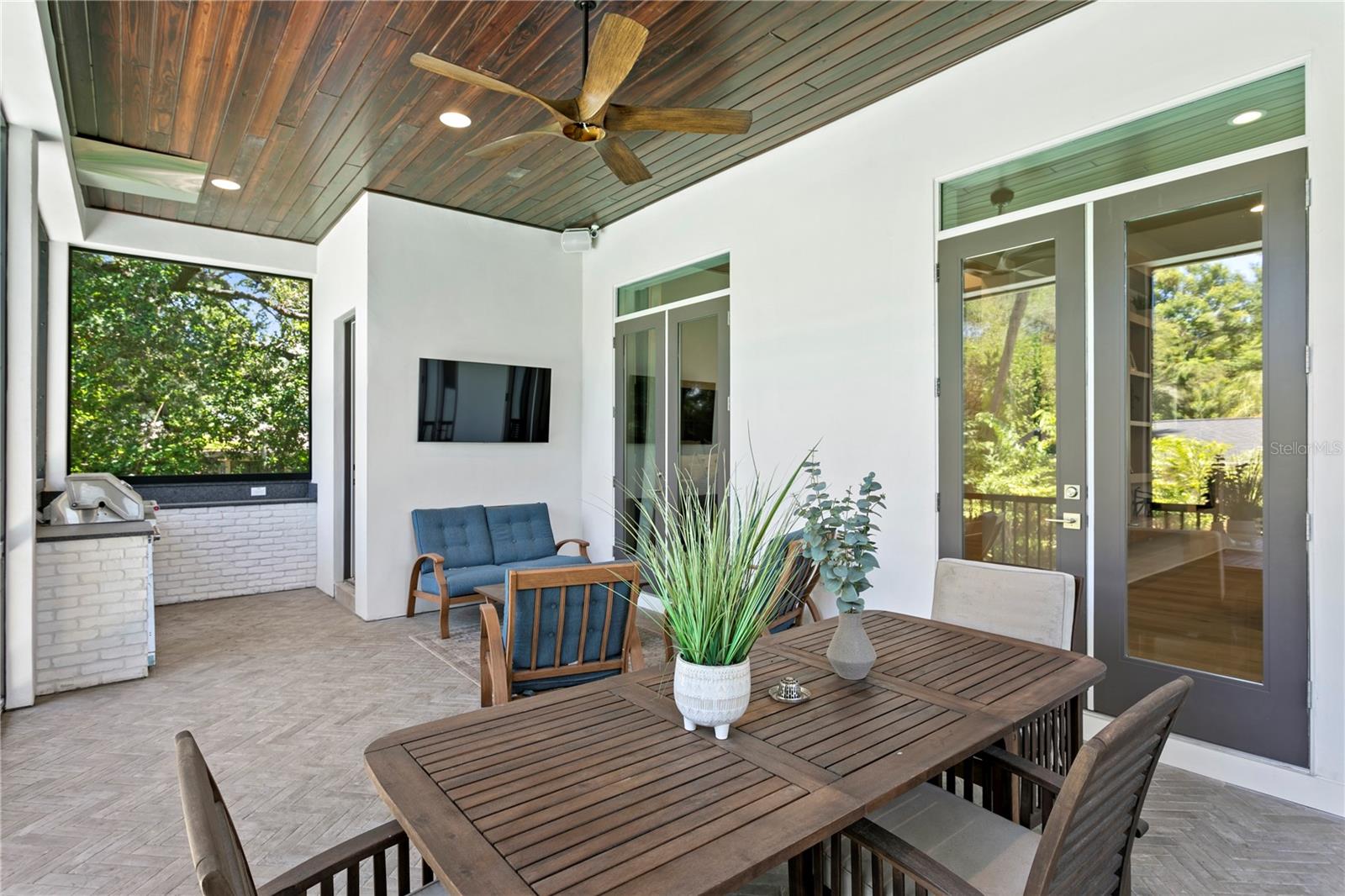 WEST SHORE PLACE - Residential