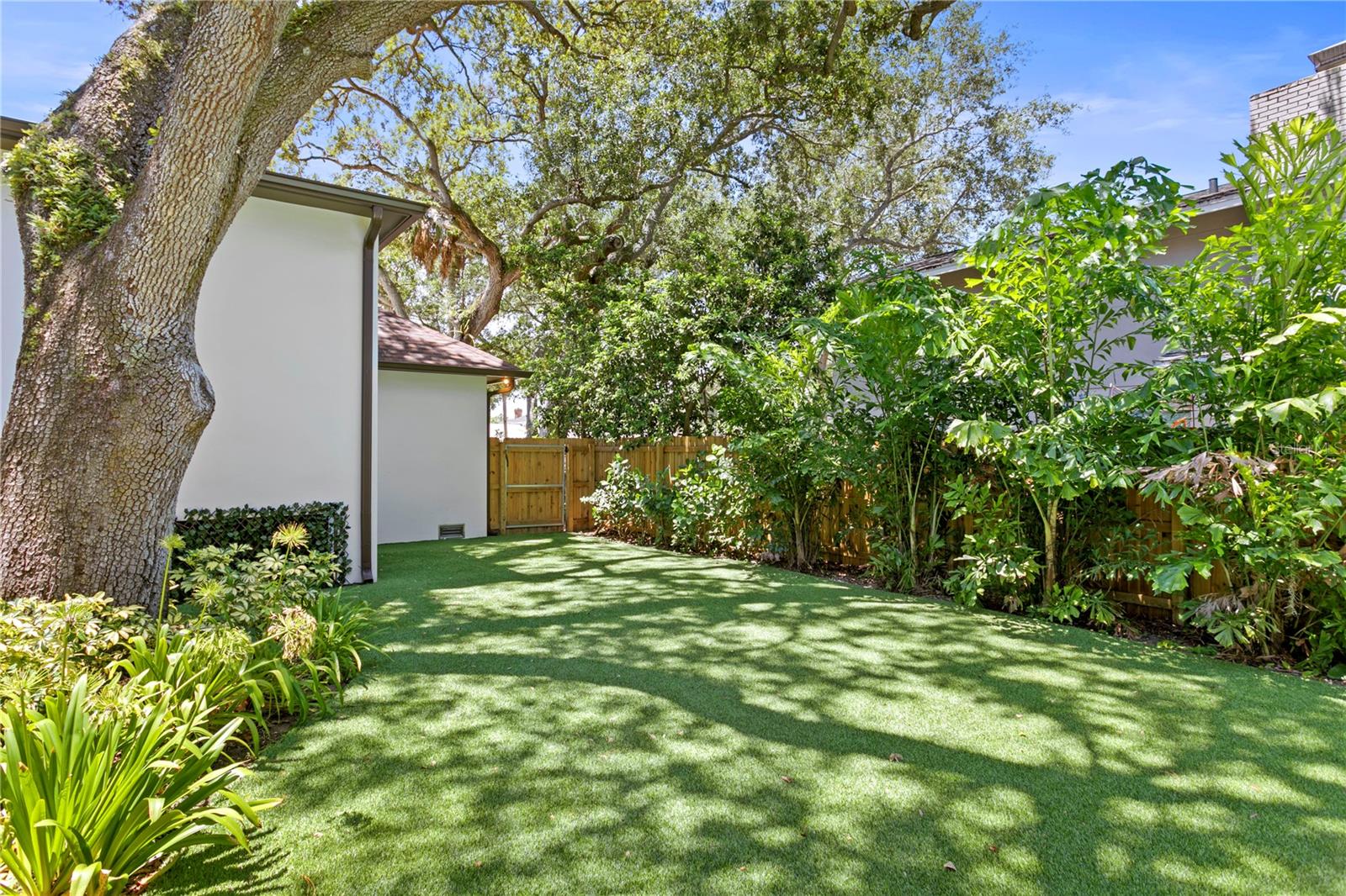 WEST SHORE PLACE - Residential