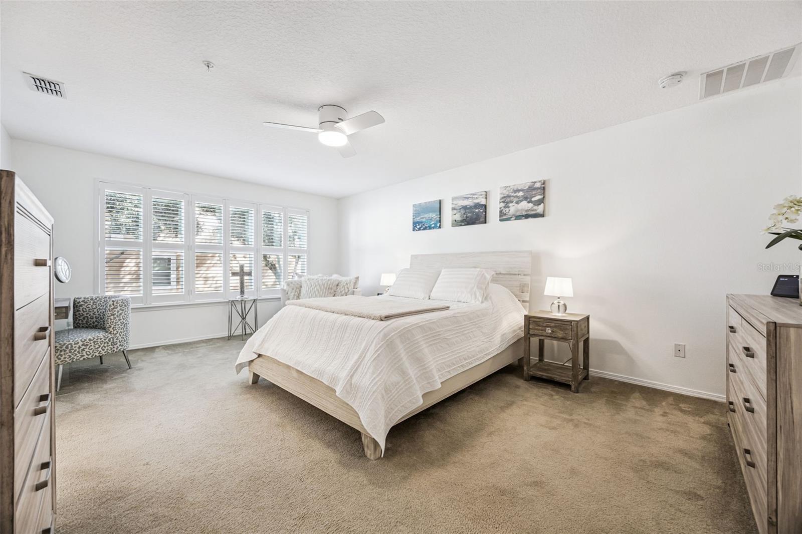 SUTTON PLACE TOWNHOMES A REPLAT - Residential