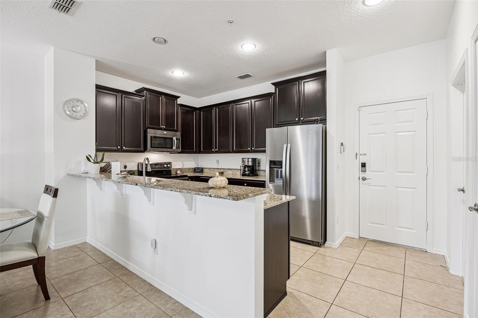 SUTTON PLACE TOWNHOMES A REPLAT - Residential