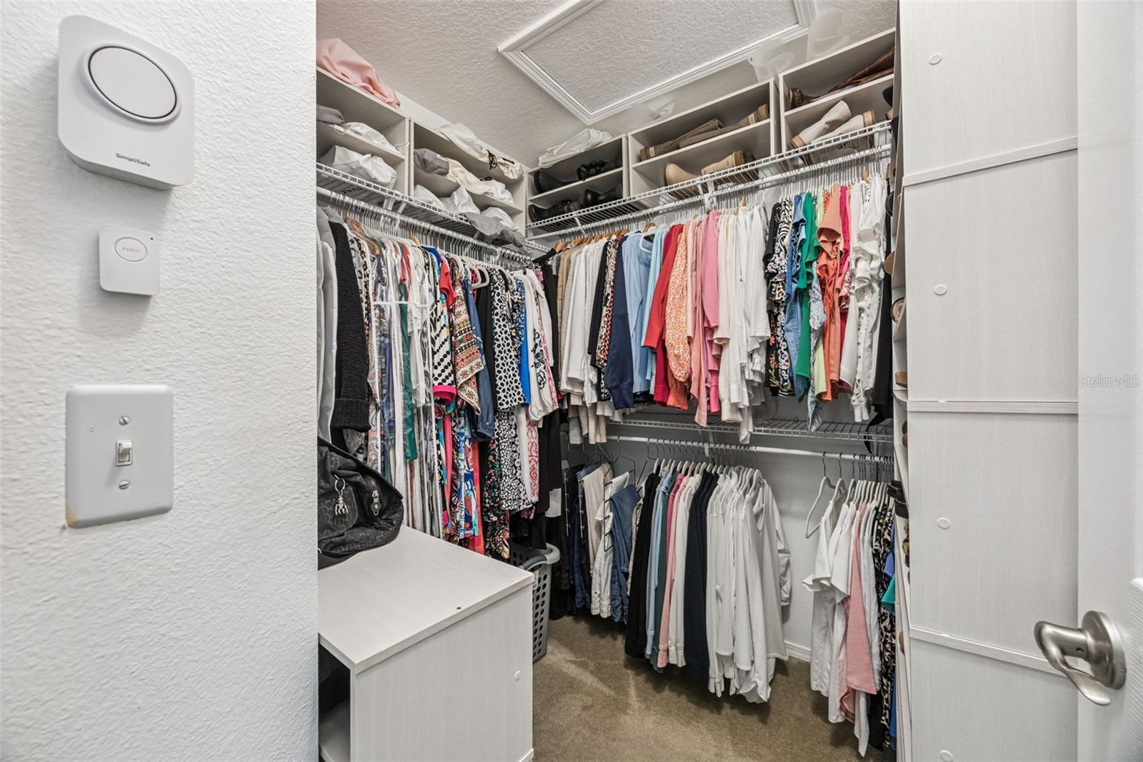 SUTTON PLACE TOWNHOMES A REPLAT - Residential