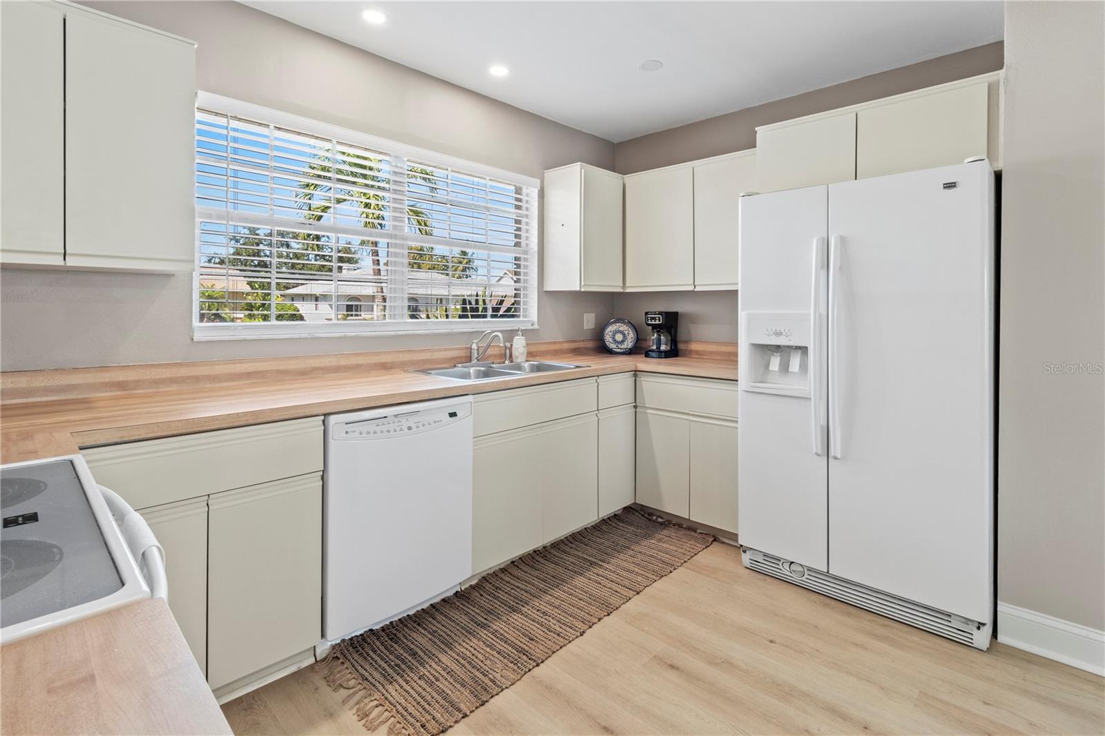 BAY LAKE ESTATES PH II - Residential