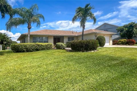 Photo of 5207 88th Street W, Bradenton, FL 34210 (MLS # A4667836)