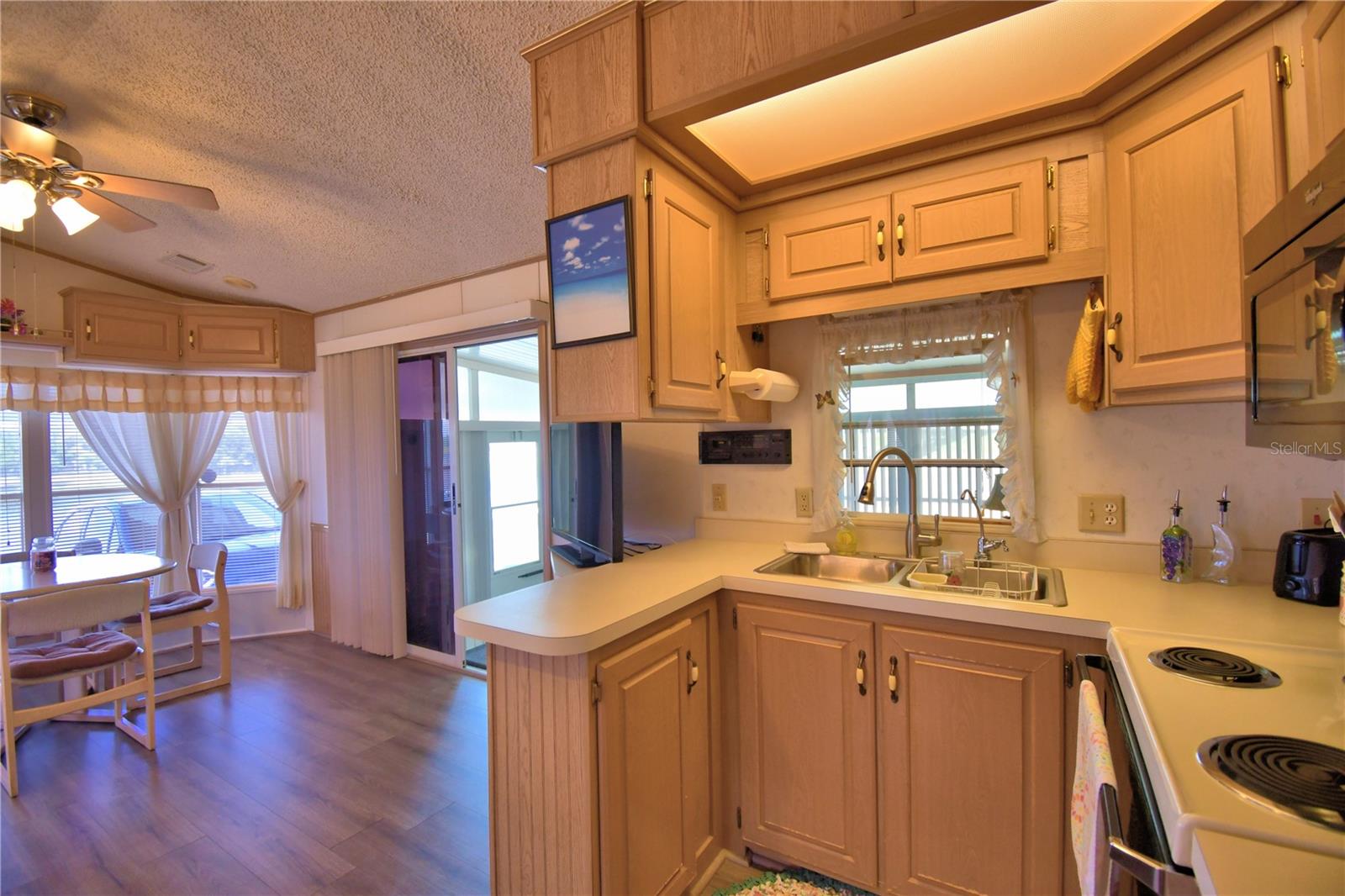 WEST VIEW RIDGE RESORTS INC - Residential