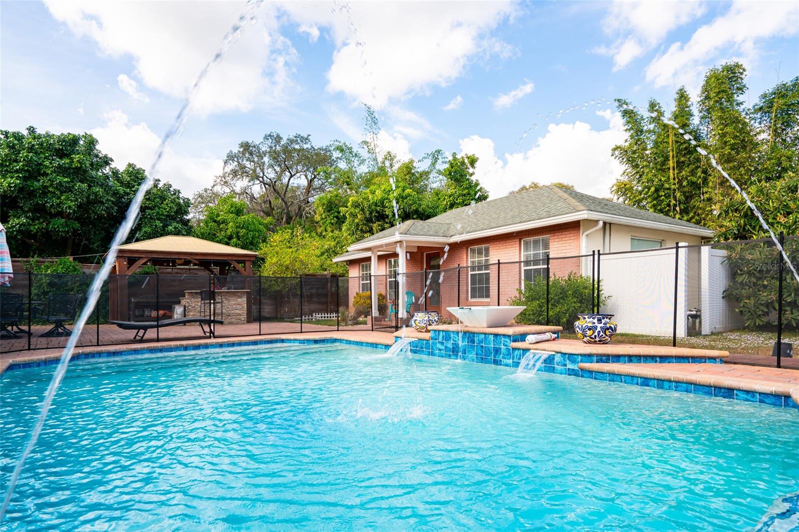 GOTHA TOWN - Residential