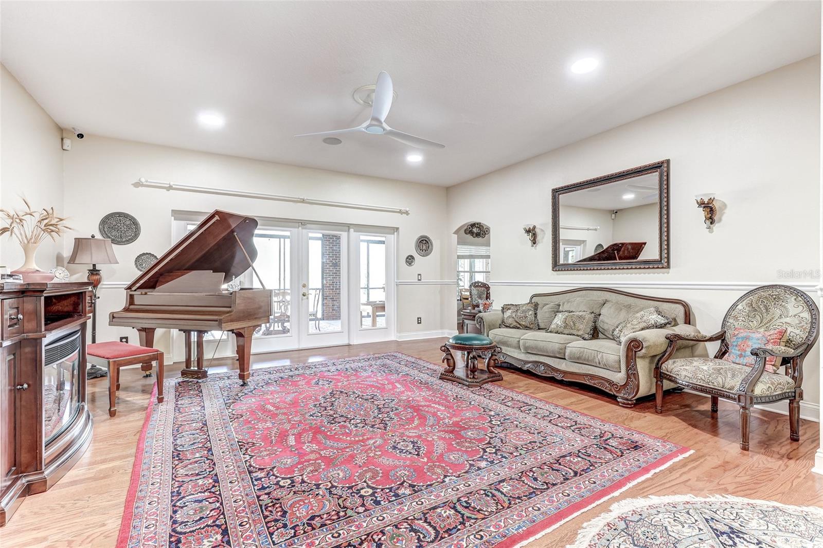 GOTHA TOWN - Residential