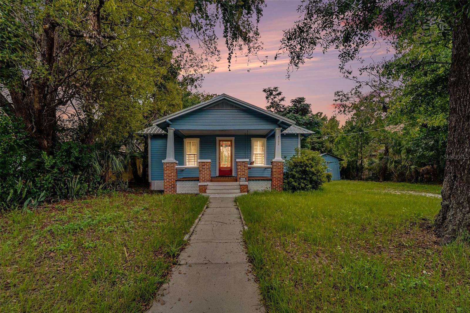 LESLEYS - Residential