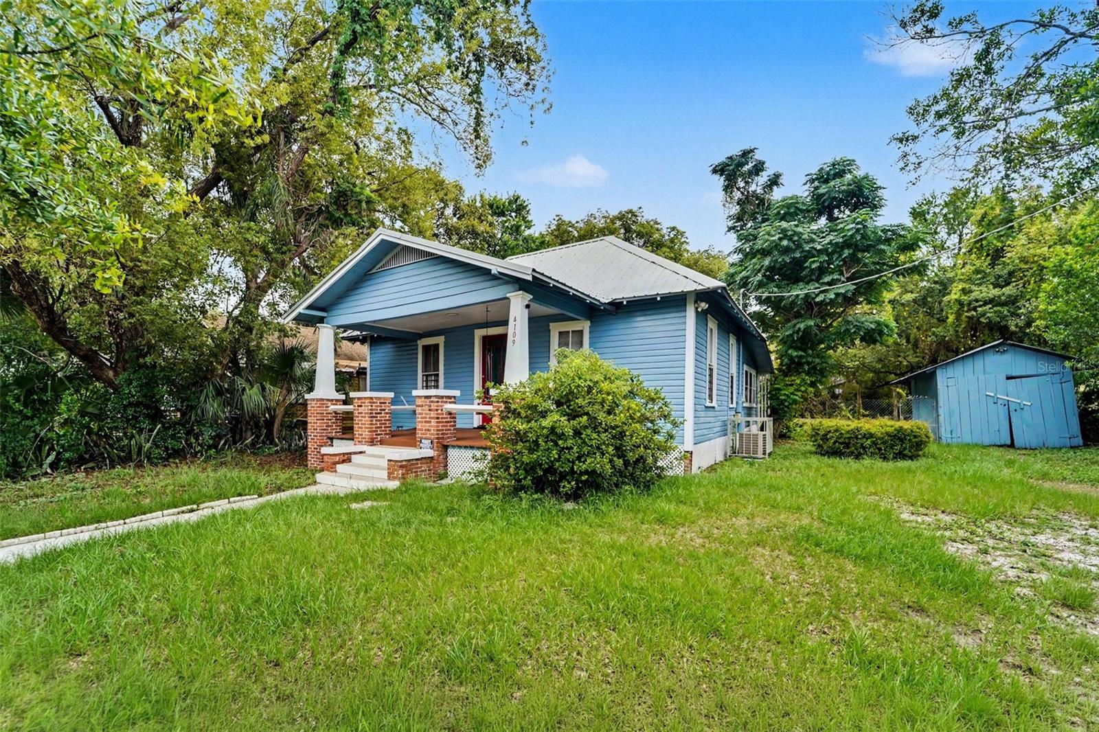 LESLEYS - Residential