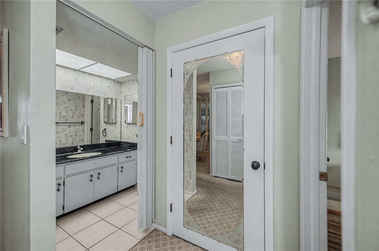 EDGEWATER VILLAGE BLDG I - Residential