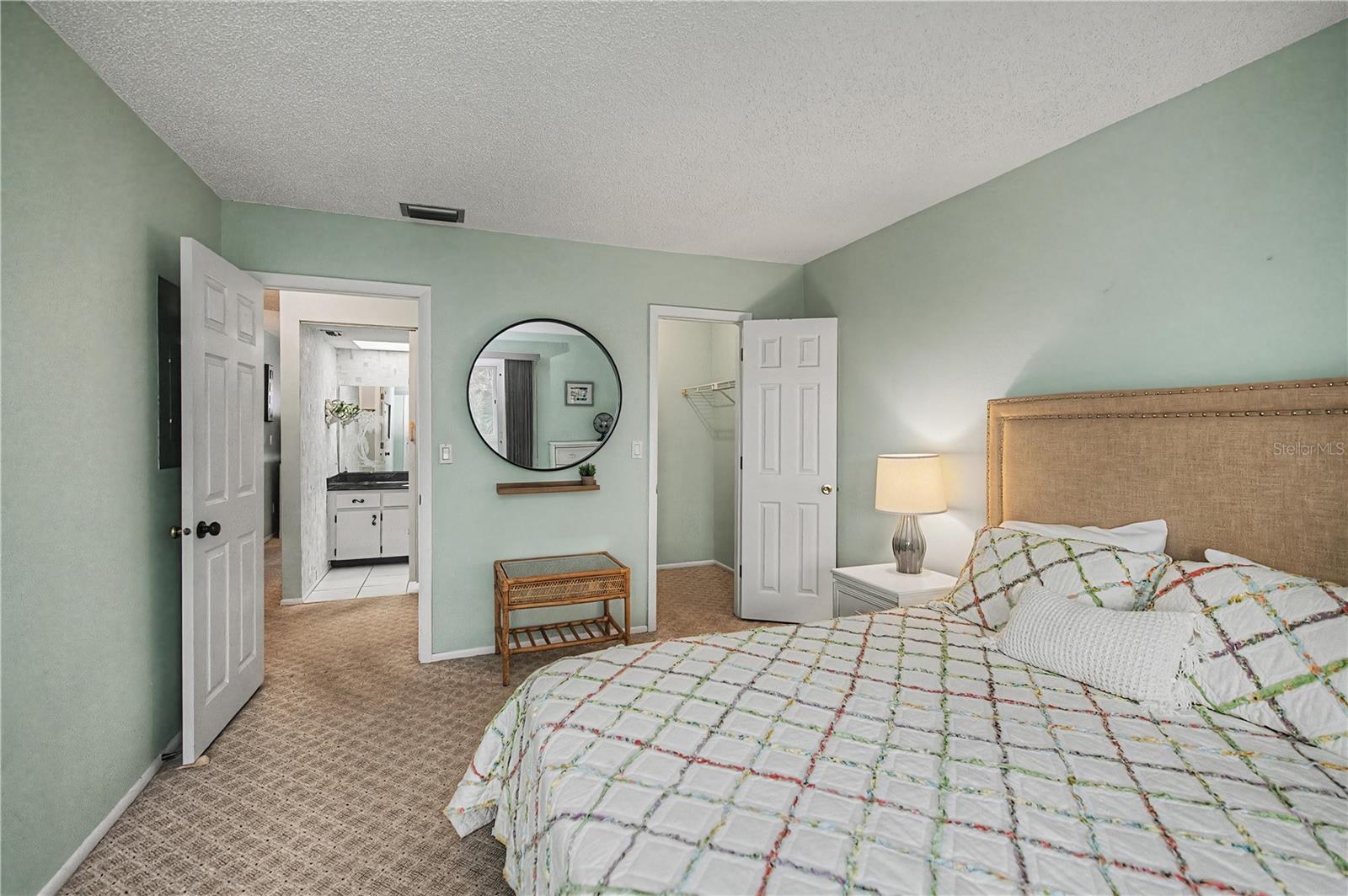 EDGEWATER VILLAGE BLDG I - Residential