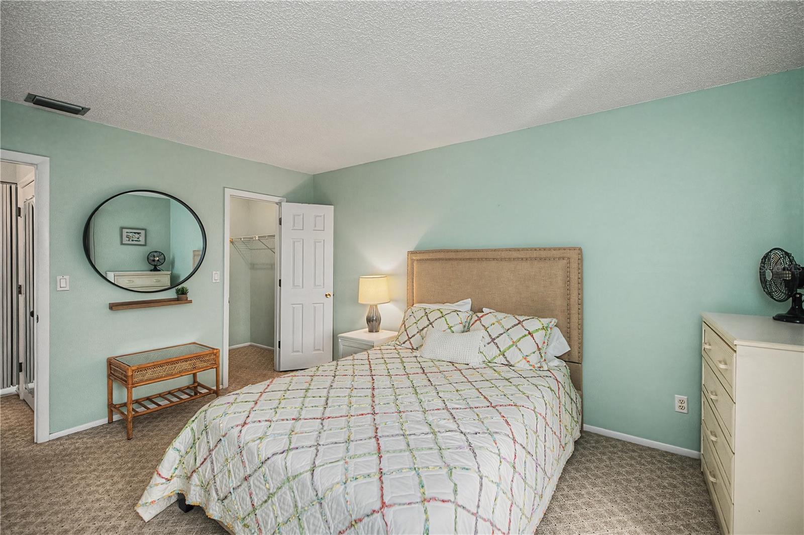 EDGEWATER VILLAGE BLDG I - Residential