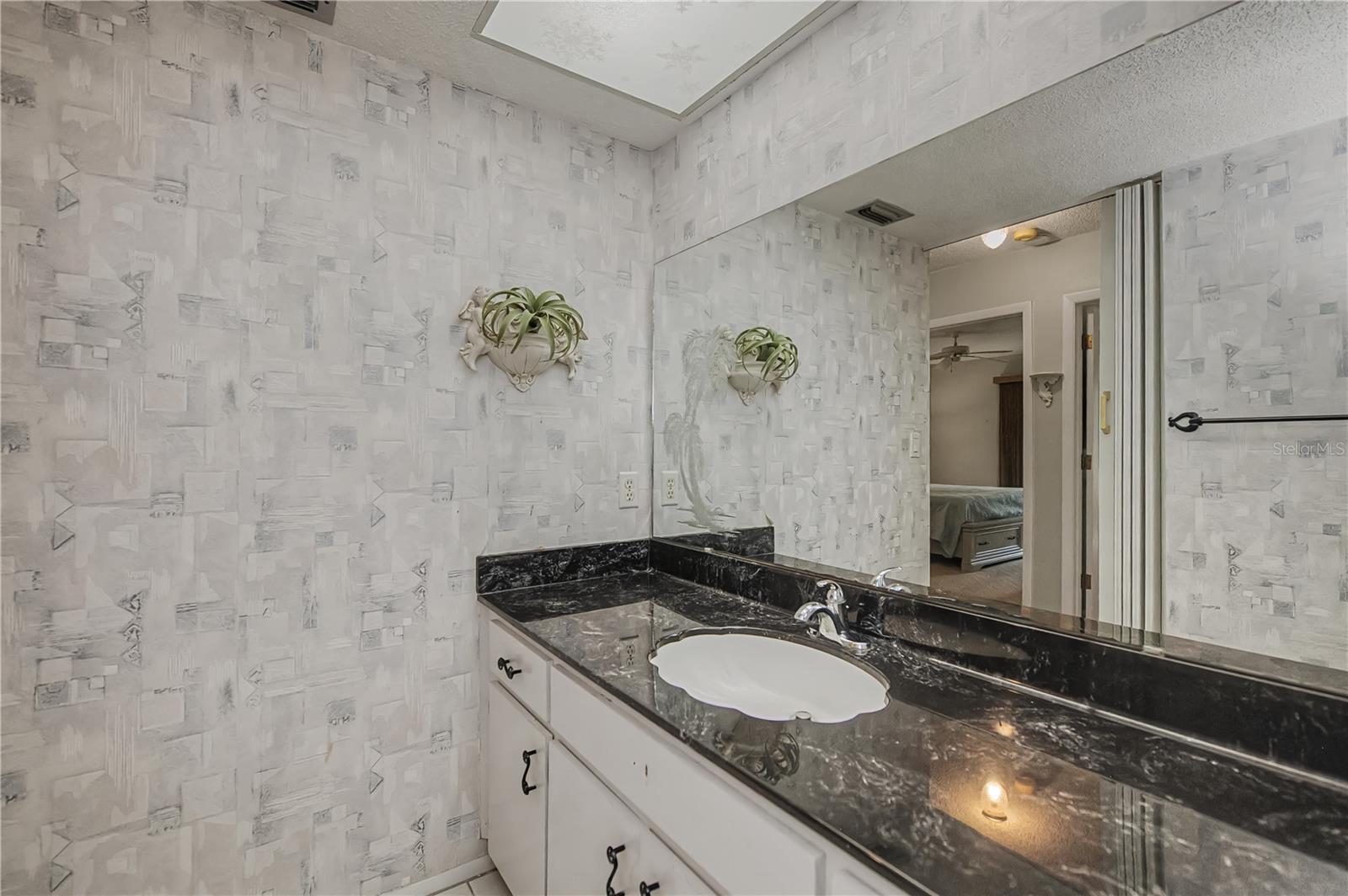 EDGEWATER VILLAGE BLDG I - Residential