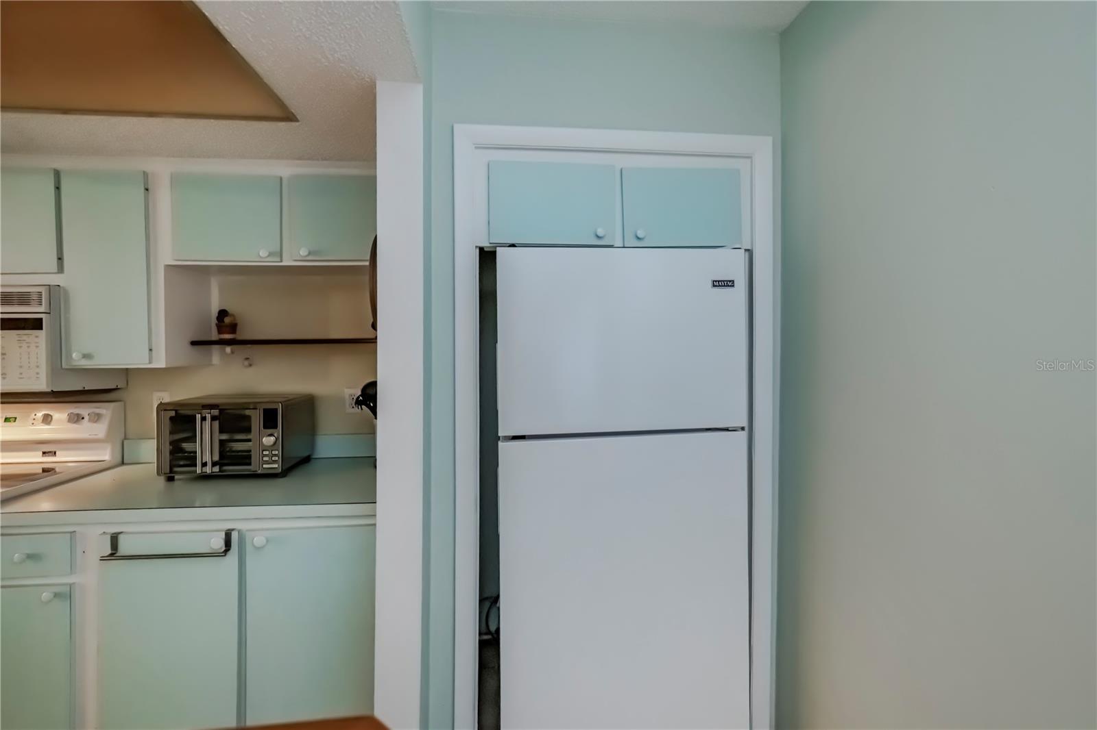 EDGEWATER VILLAGE BLDG I - Residential