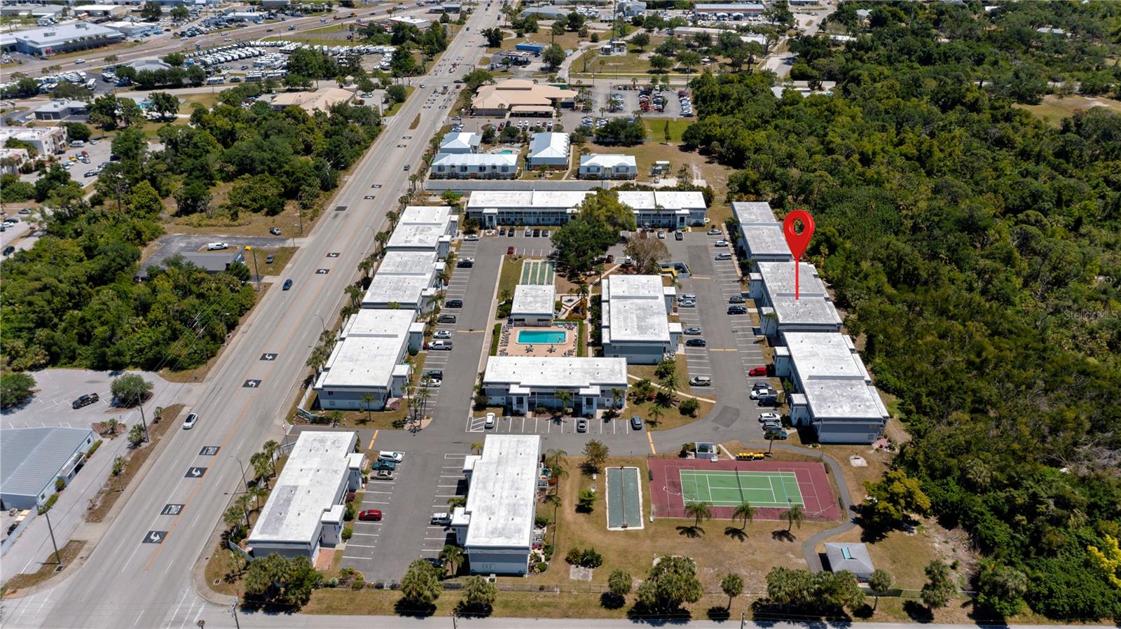 EDGEWATER VILLAGE BLDG I - Residential