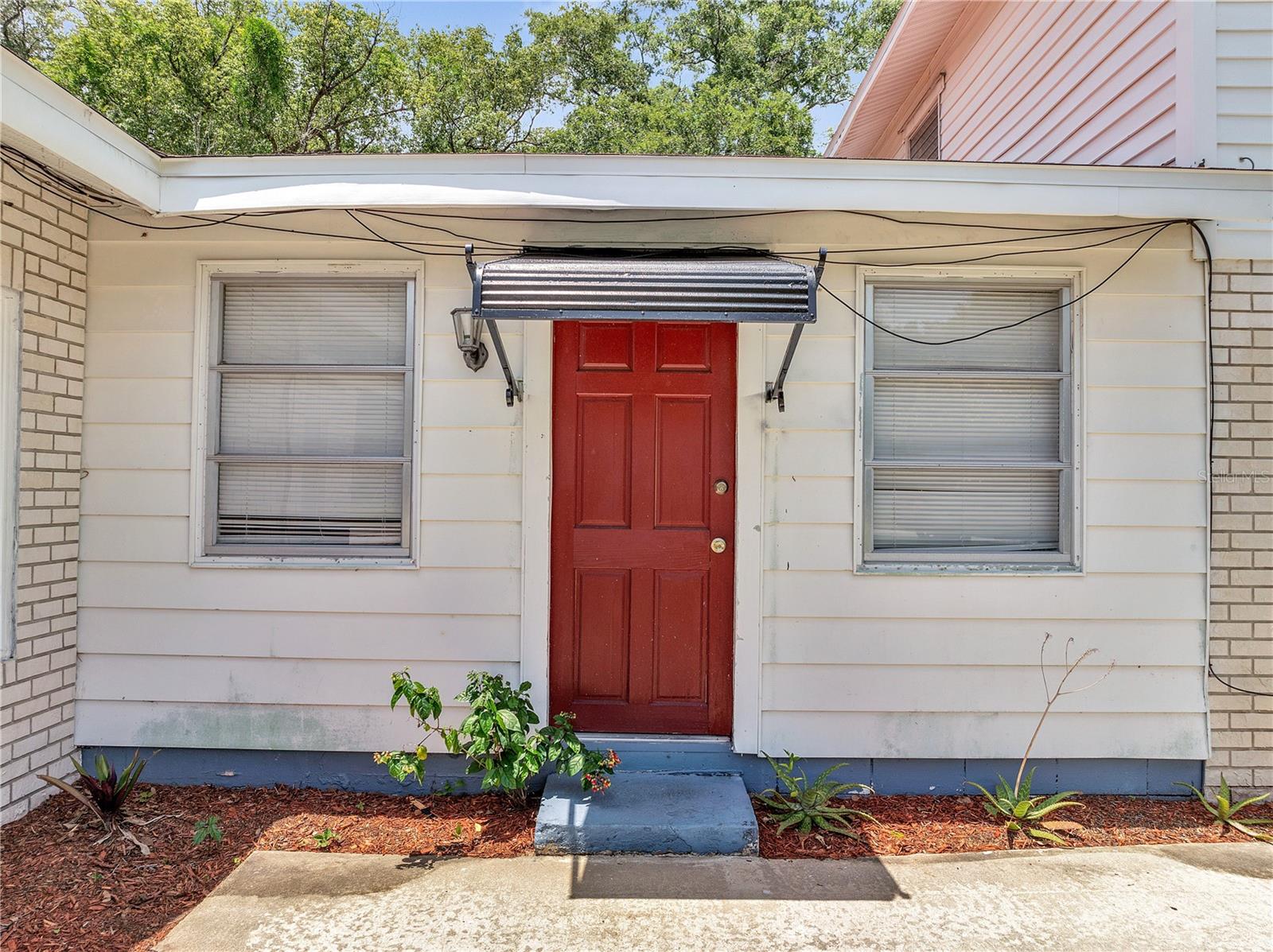 1141 W EUCLID AVENUE