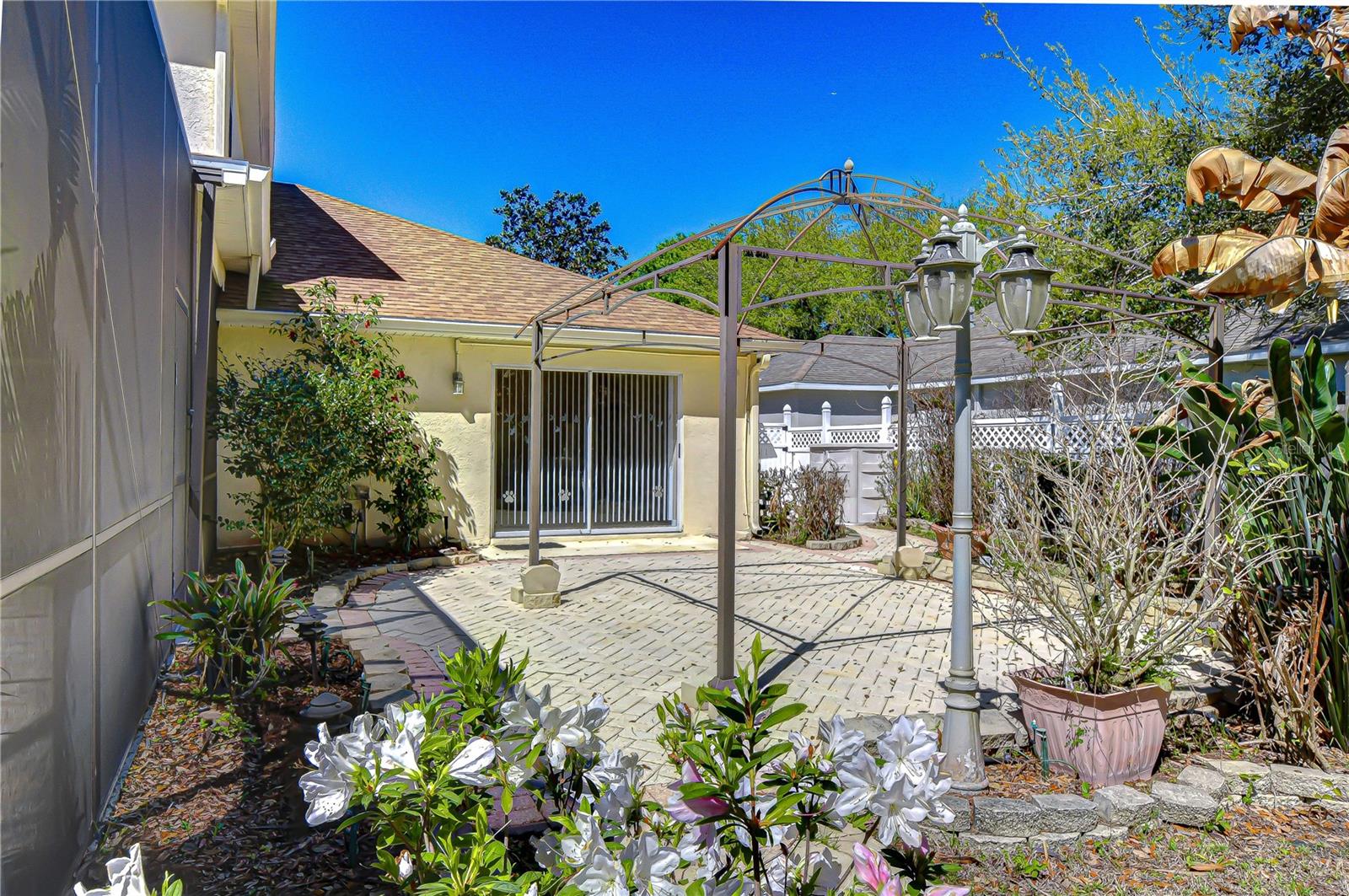 LUMSDEN POINTE PH 1 - Residential