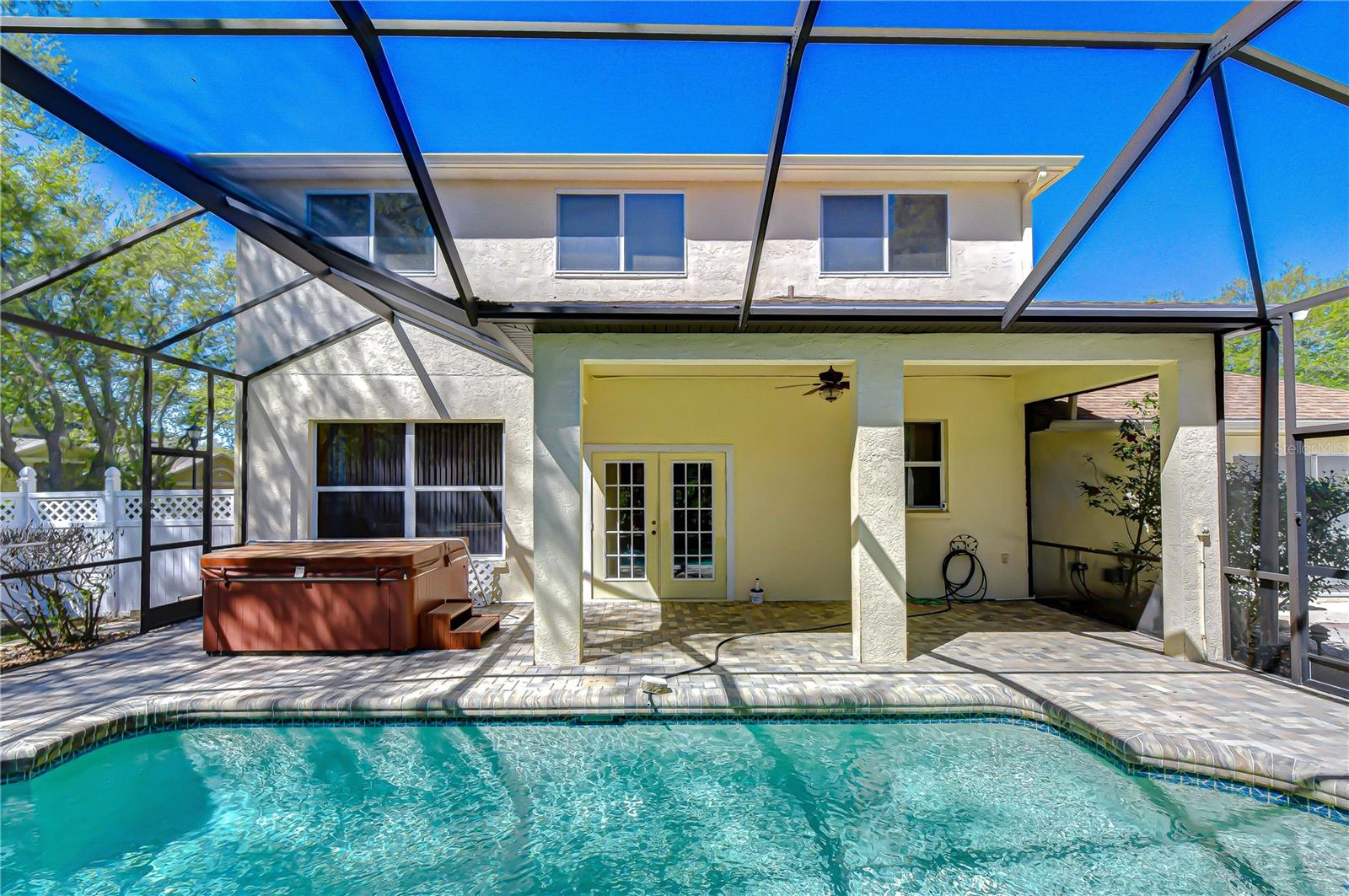 LUMSDEN POINTE PH 1 - Residential