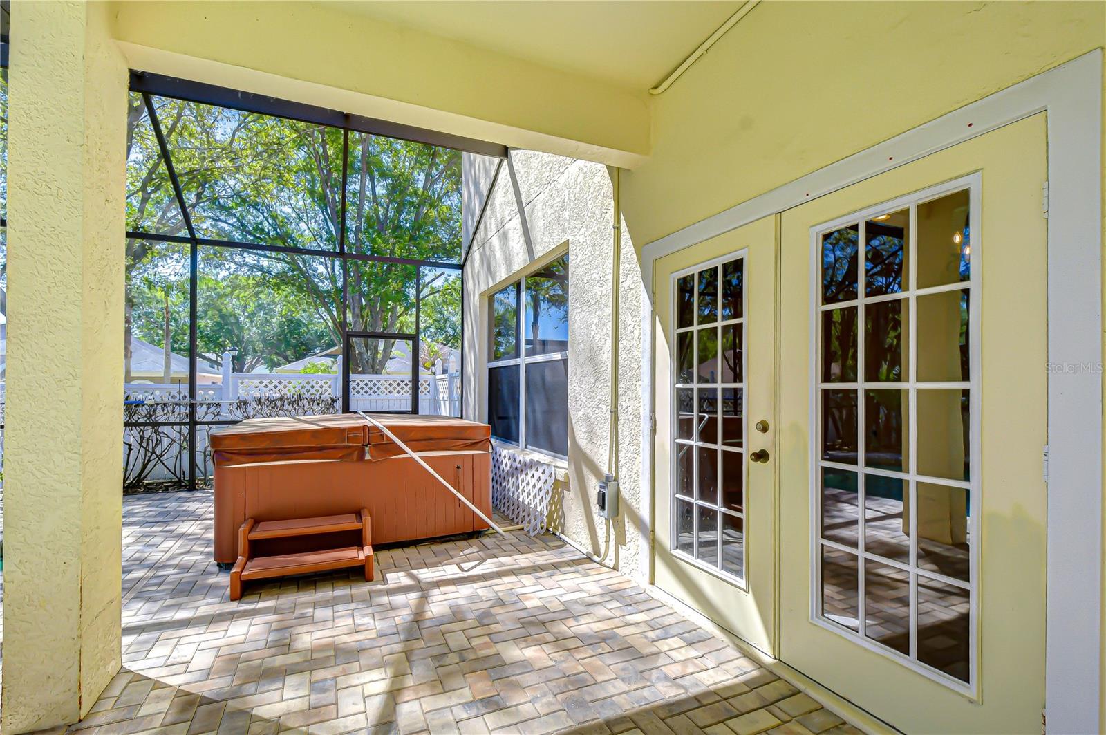 LUMSDEN POINTE PH 1 - Residential