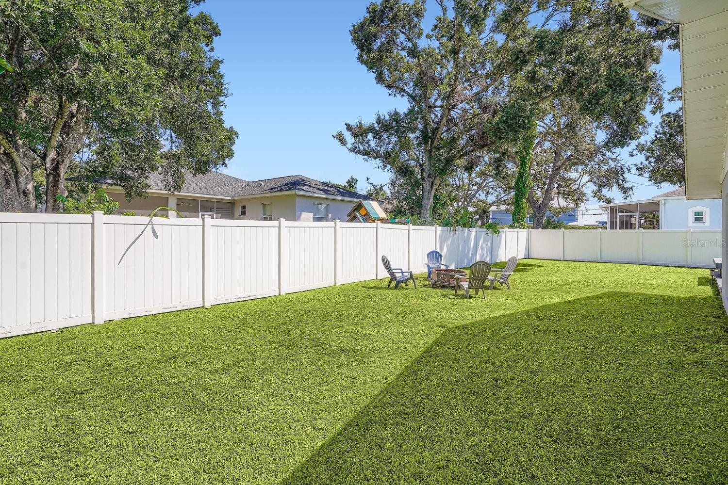 RIVERDALE RESUBDIVIDED - Residential Lease